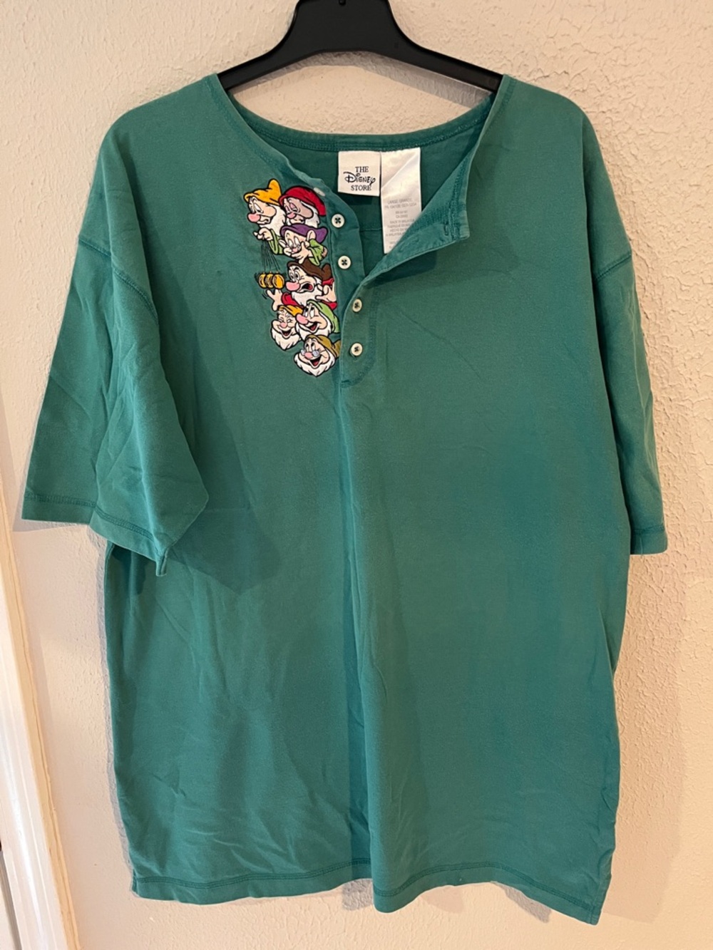 Disney Teal Green Henley Top with Embroidered Seven Dwarfs size large